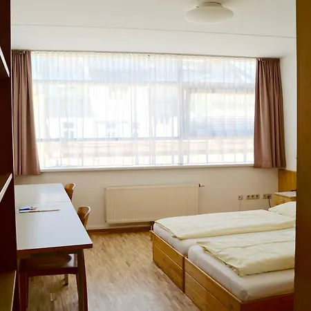 Otel Allyouneed 3*