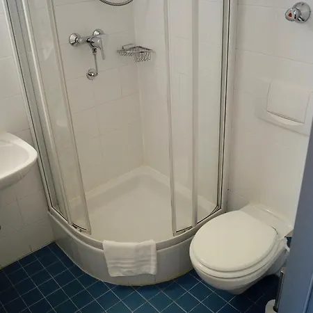 Otel Allyouneed Salzburg