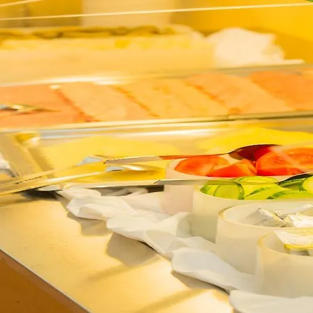 ホテル Allyouneed