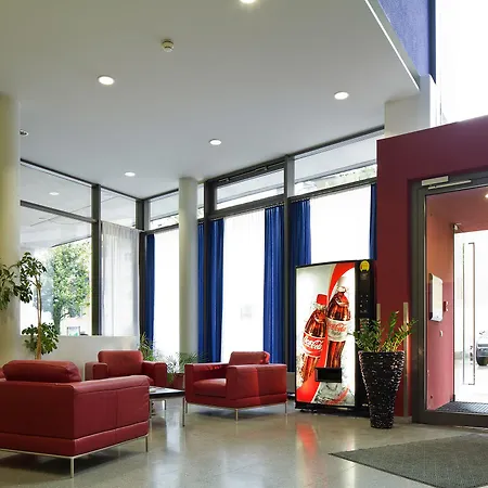 Allyouneed Hotel