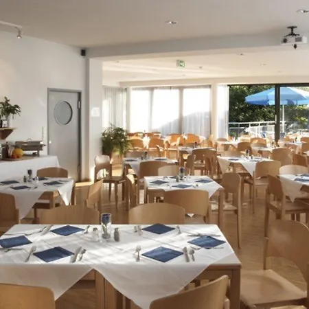 ホテル Allyouneed