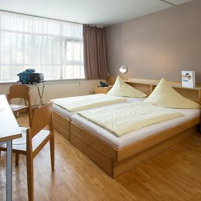 Allyouneed Hotell 3*
