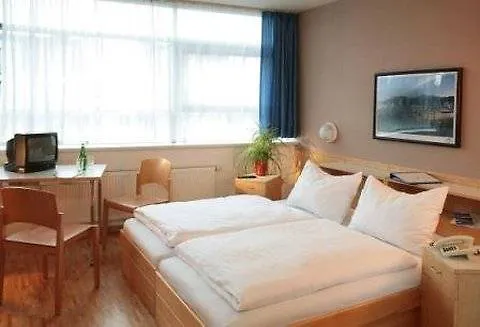 Hotel Allyouneed 3*