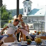Hotel Allyouneed 3*