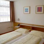 Allyouneed 3*