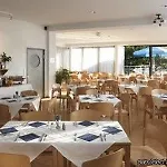 Allyouneed Hotel 3*